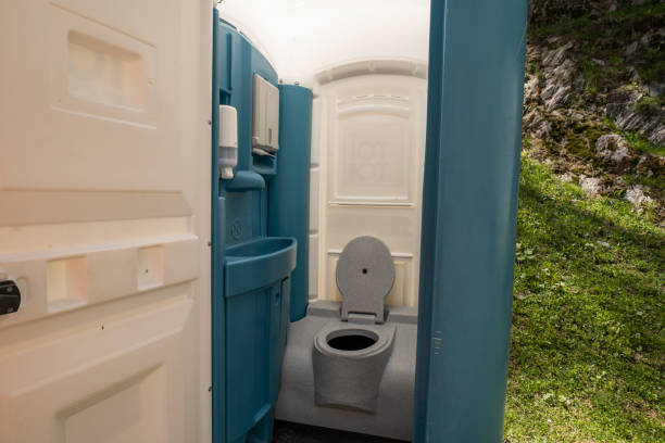 Best Affordable porta potty rental  in Chesapeake, WV
