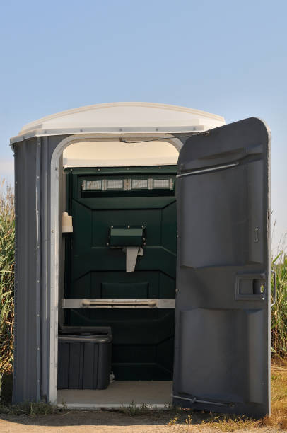 Portable Toilet Options We Offer in Chesapeake, WV