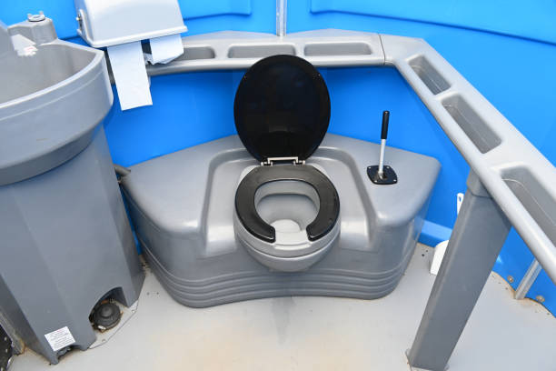 Best Portable toilet rental cost  in Chesapeake, WV
